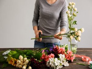 8 tips to keep your flowers fresh longer