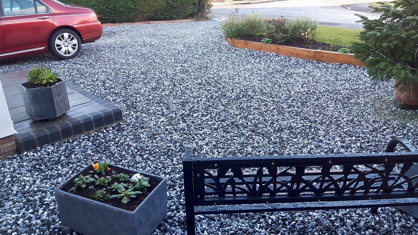 Install Grey Garden Stones in the Driveway: Installation Process